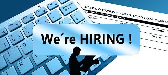 Hiring_Resume_Keyboard_pixabay