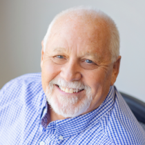 Steve Saltzgiver headshot